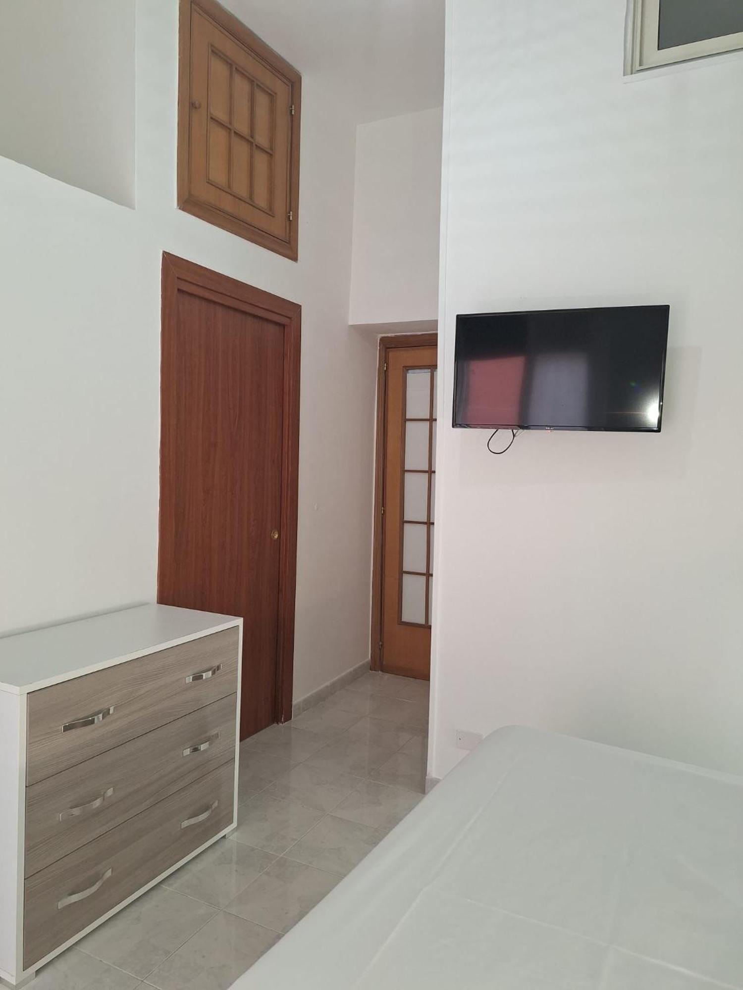 Cisterna'S House Hotell Neapel Rum bild
